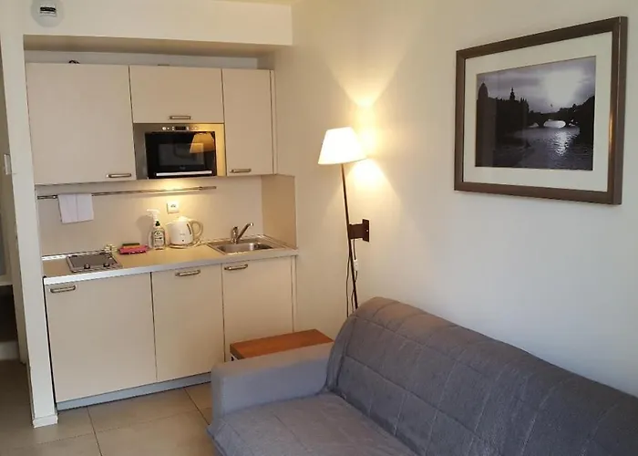 Inter-residences Aupres Multiresidence De L'elysee Lägenhetshotell 4*