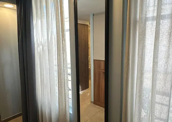 Inter-residences Aupres Multiresidence De L'elysee 4* Paris