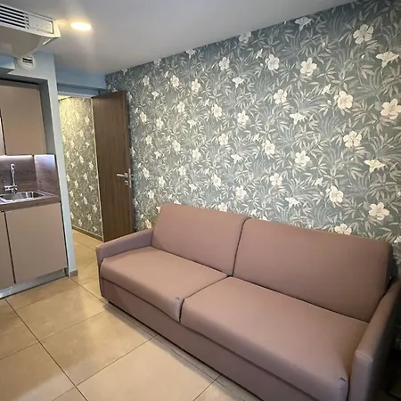 Inter-residences Aupres Multiresidence De L'elysee Paryż